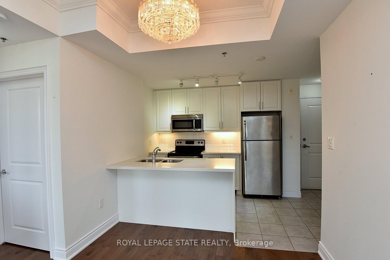 Photo 16 of Unit 604, 90 Charlton Avenue W, Hamilton, Durand — HOMEH
