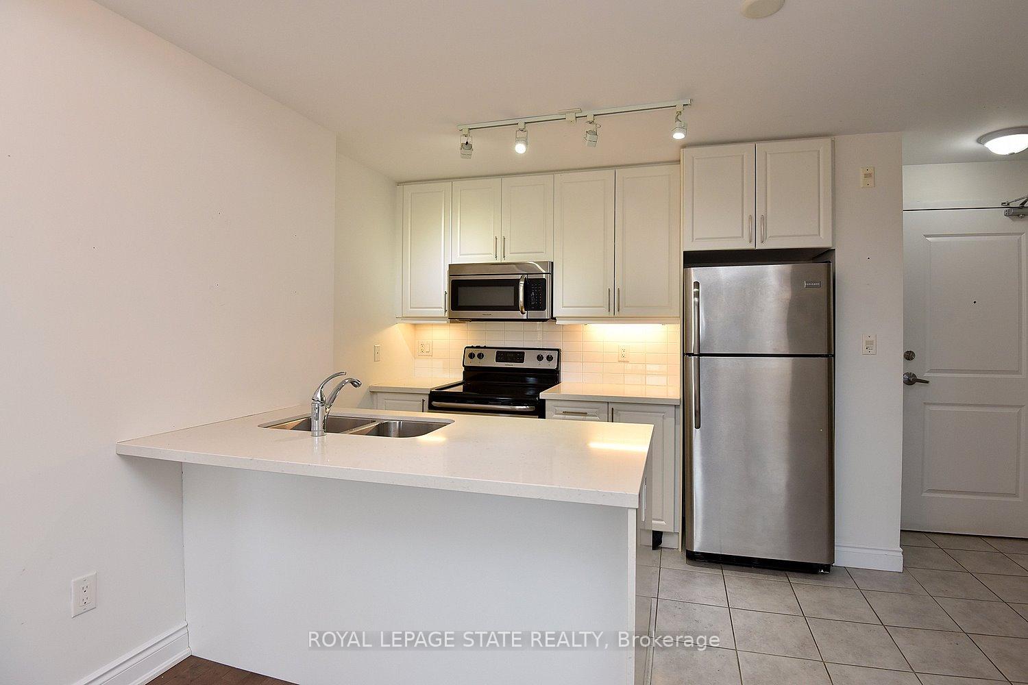 Photo 19 of Unit 604, 90 Charlton Avenue W, Hamilton, Durand — HOMEH