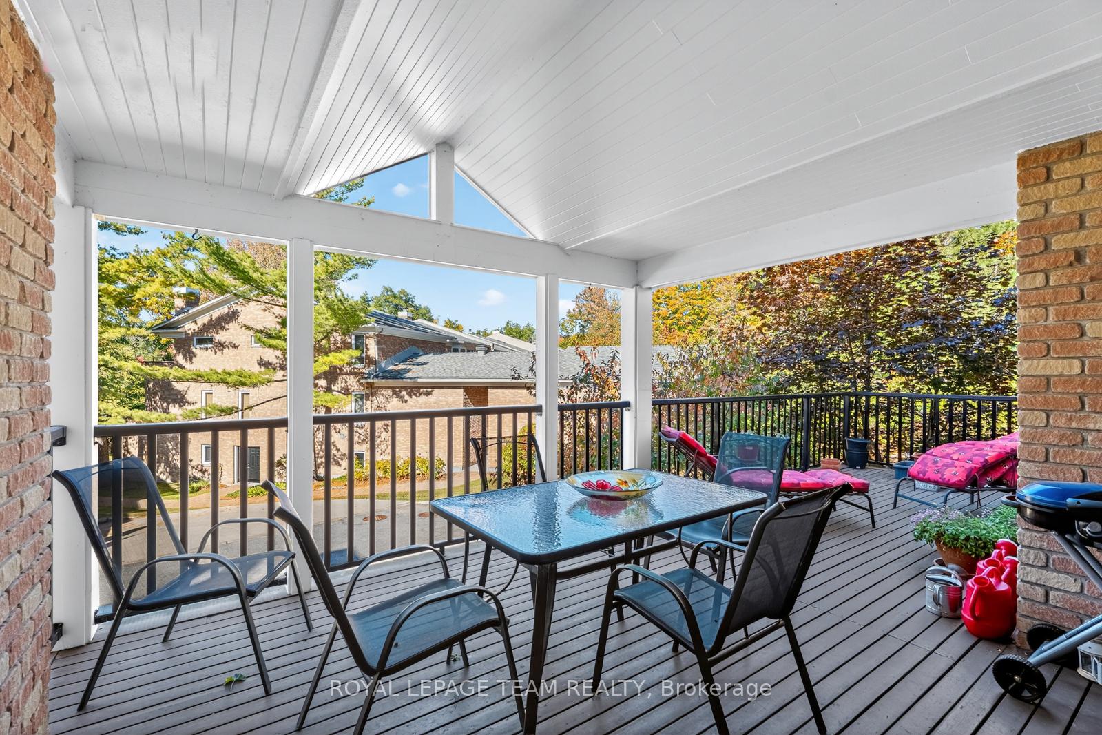 Photo 15 of 19 Bittern Court, Ottawa, Rockcliffe — HOMEH