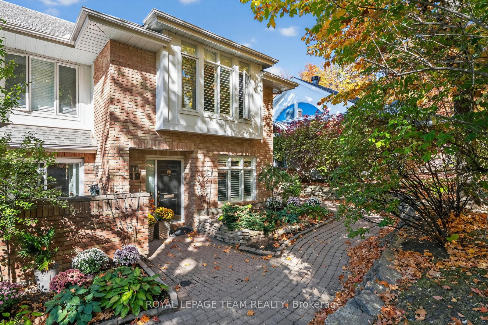 Photo 33 of 19 Bittern Court, Ottawa, Rockcliffe — HOMEH