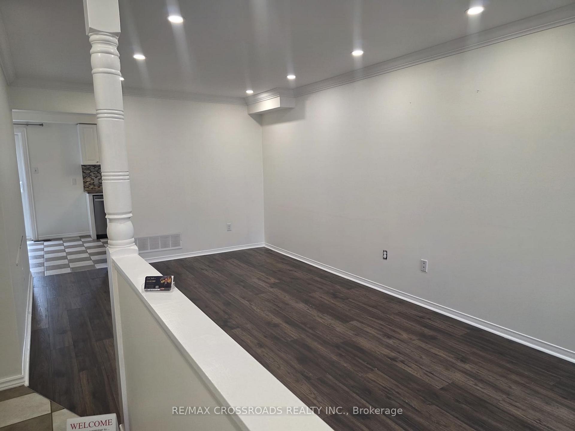 Photo 6 of 25 Fry Crescent, Clarington, Bowmanville — HOMEH