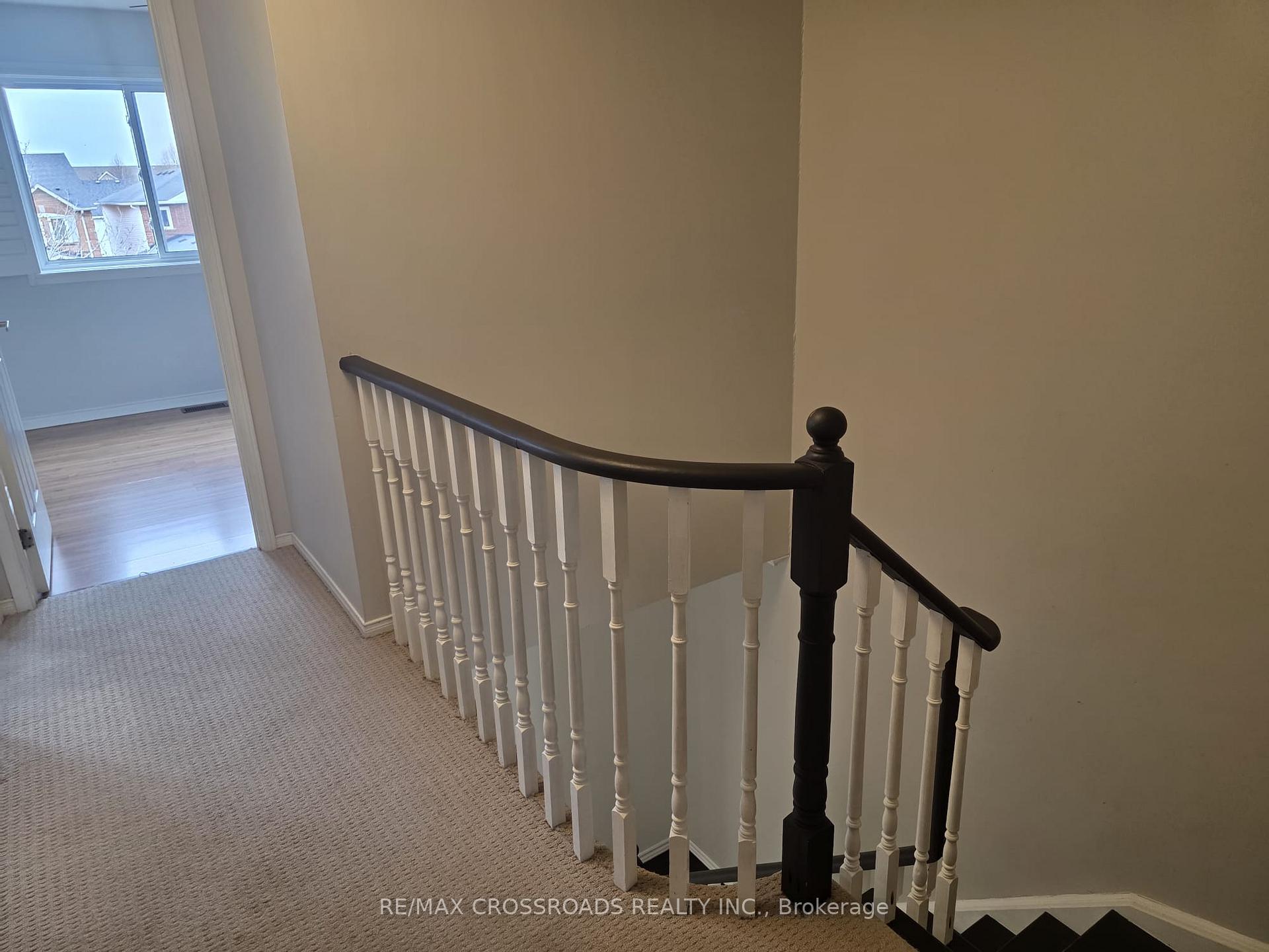 Photo 9 of 25 Fry Crescent, Clarington, Bowmanville — HOMEH