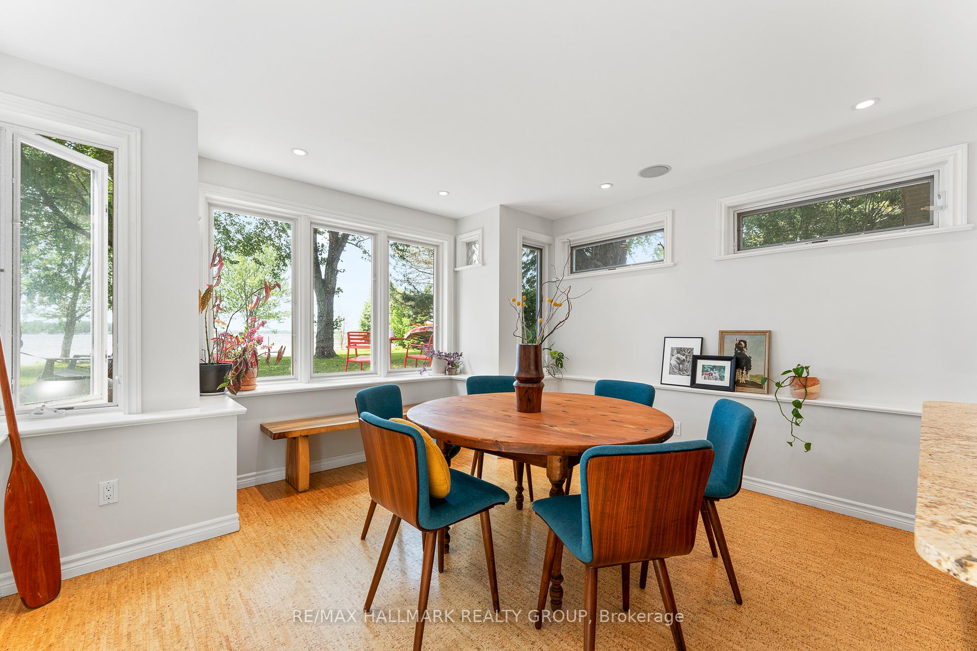 Photo 15 of 17 Hastings Street, Ottawa, Crystal Bay/Rocky Point — HOMEH