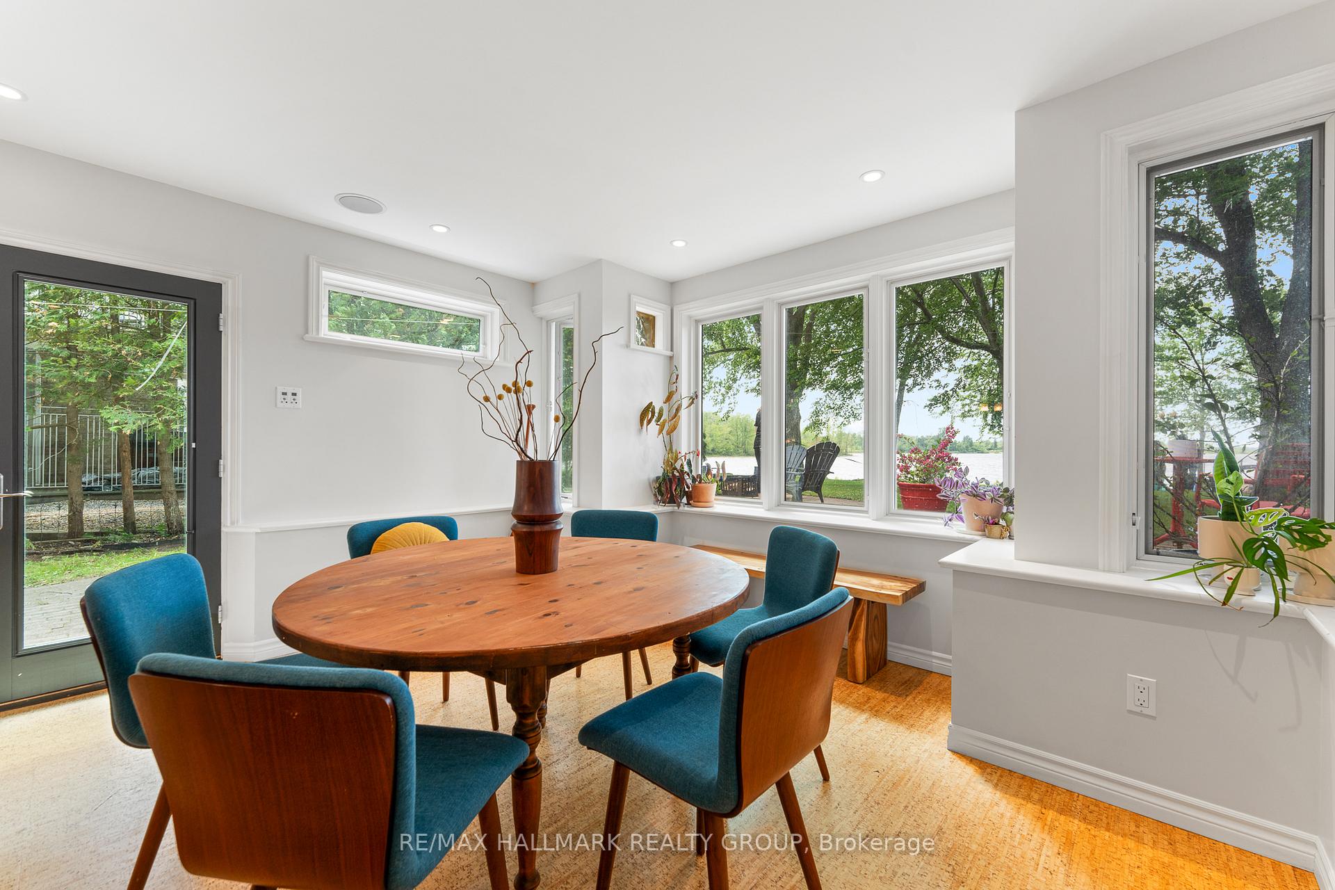 Photo 17 of 17 Hastings Street, Ottawa, Crystal Bay/Rocky Point — HOMEH