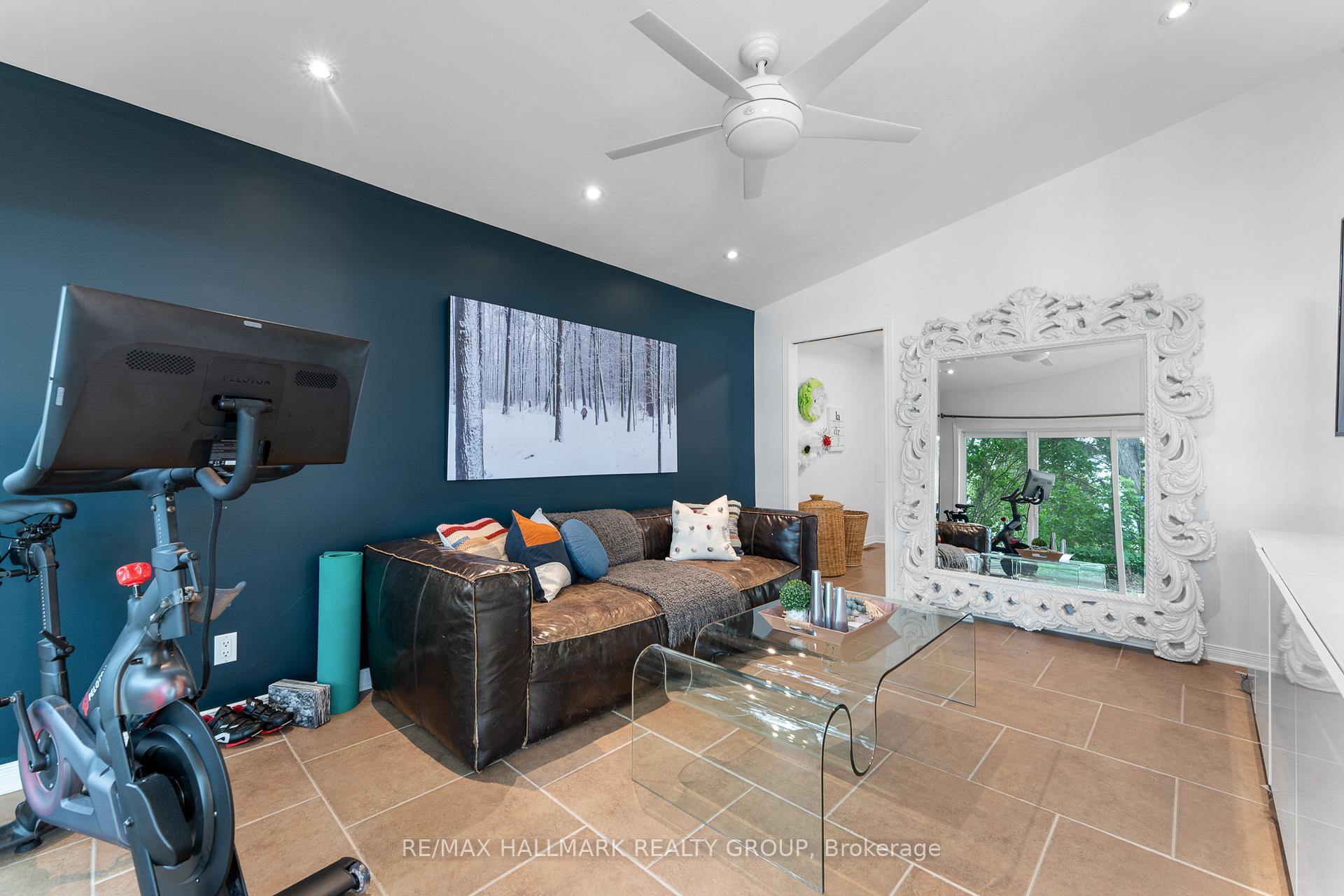 Photo 21 of 17 Hastings Street, Ottawa, Crystal Bay/Rocky Point — HOMEH