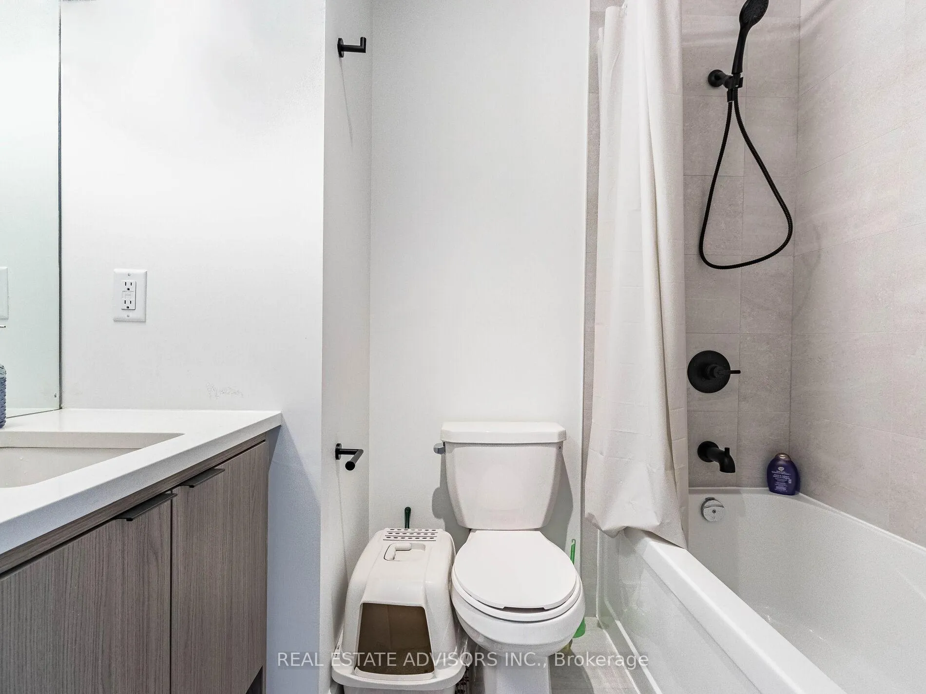 Photo 9 of Unit 522, 185 Dunlop Street E, Barrie, Lakeshore — HOMEH