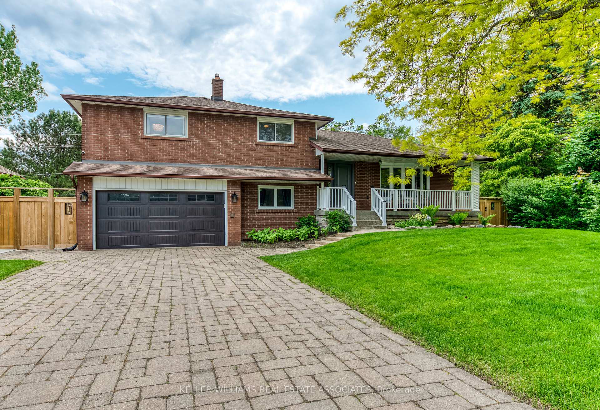 Photo 3 of 39 Hills Road, Ajax, South East — HOMEH