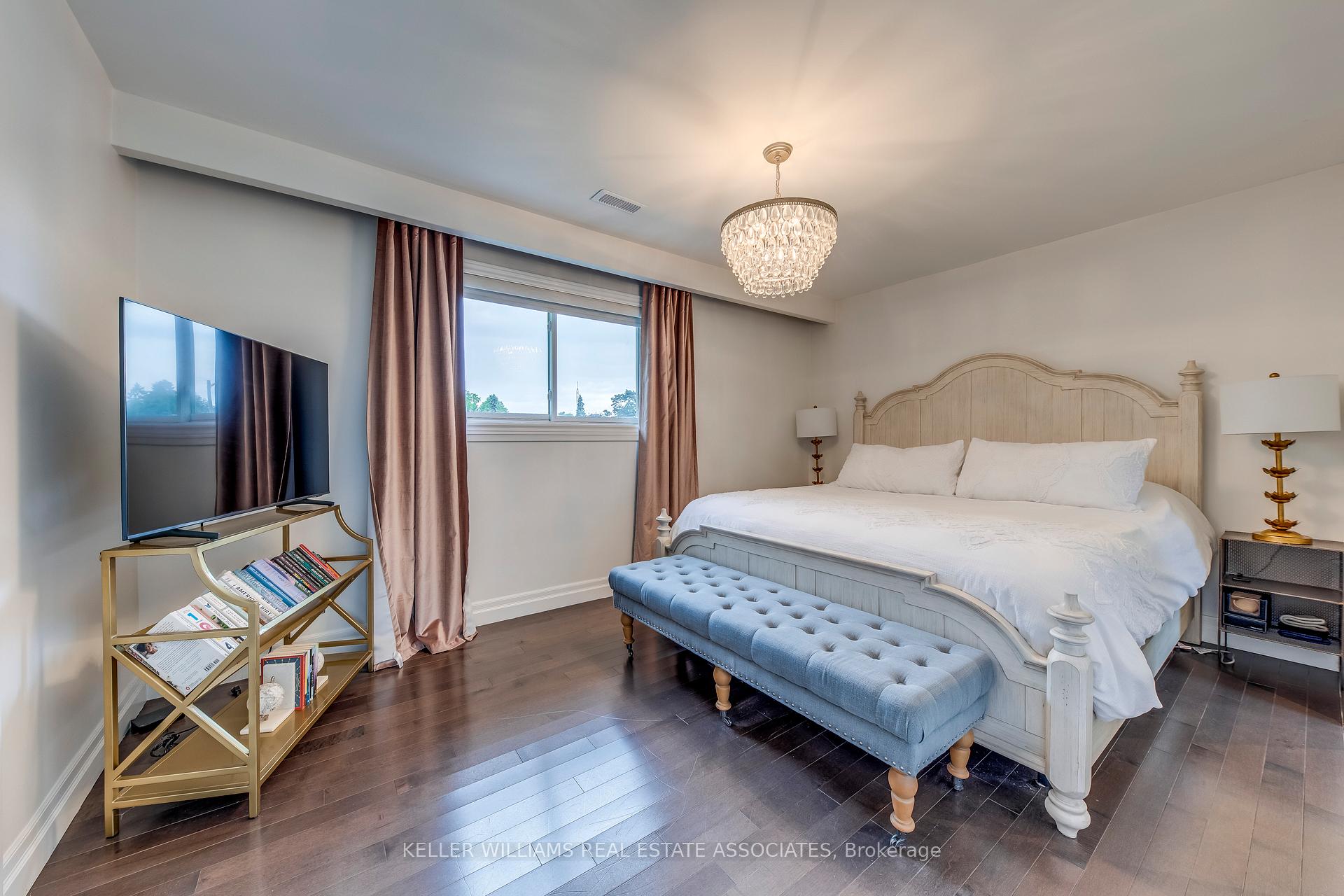 Photo 29 of 39 Hills Road, Ajax, South East — HOMEH