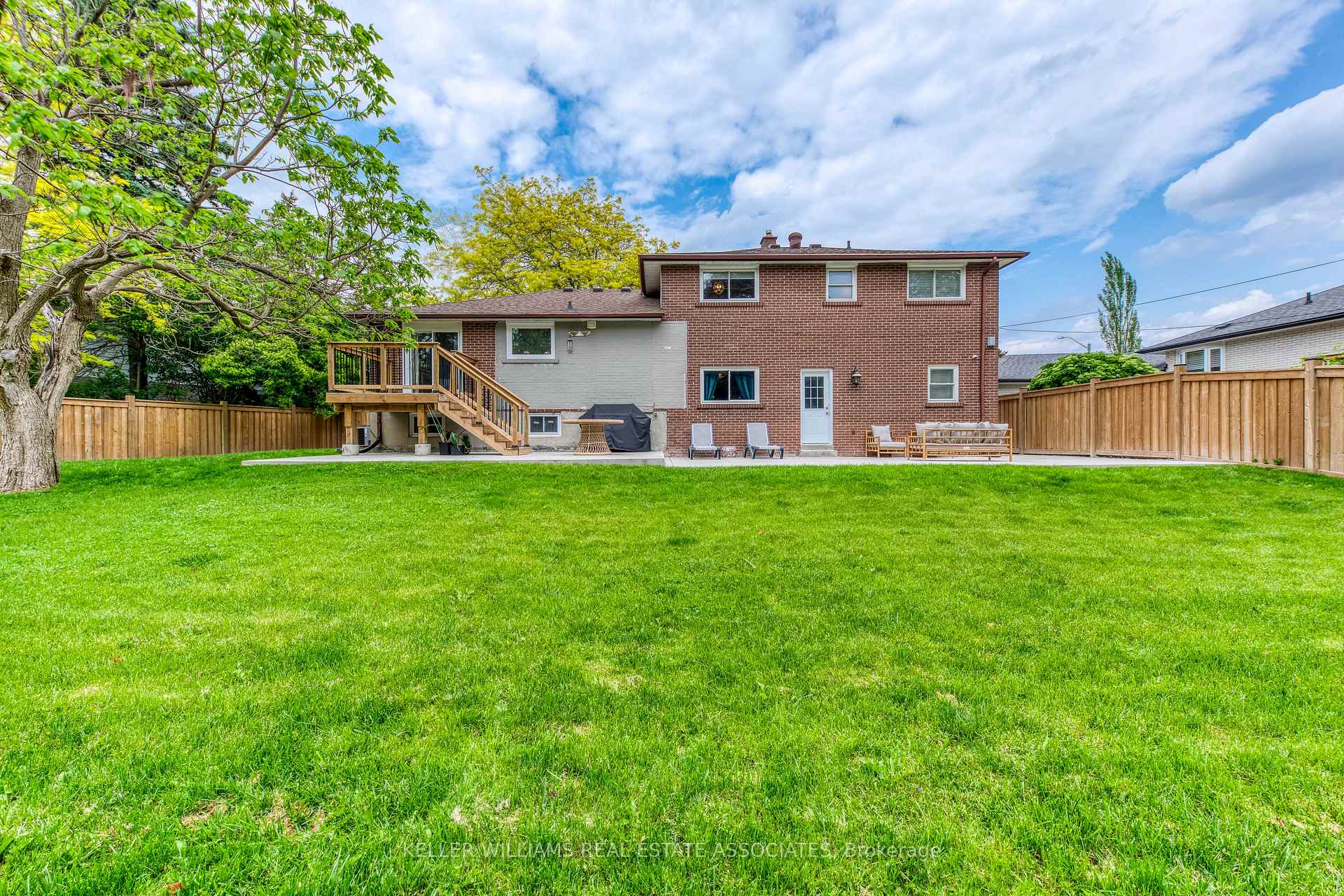 Photo 42 of 39 Hills Road, Ajax, South East — HOMEH