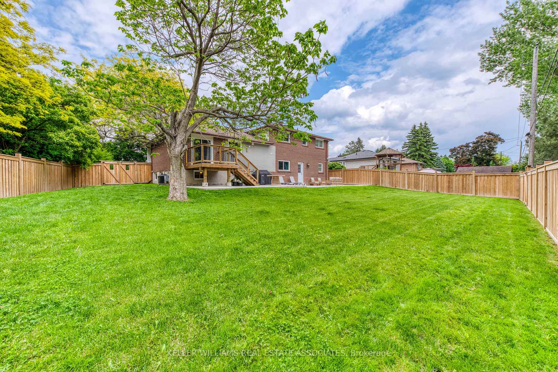 Photo 48 of 39 Hills Road, Ajax, South East — HOMEH