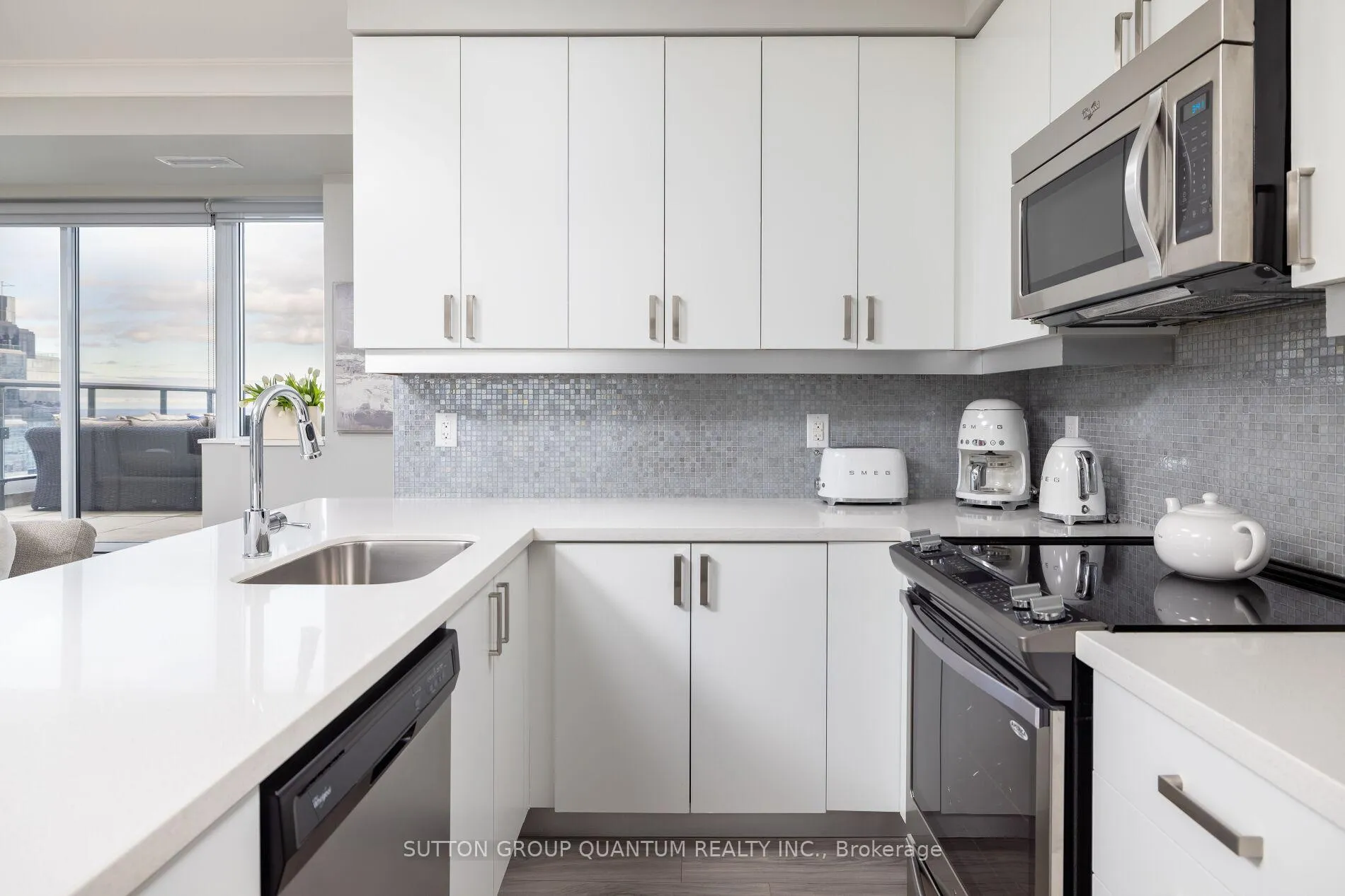 Photo 13 of Unit LPH 03, 400 Adelaide Street, Toronto, Waterfront Communities — HOMEH