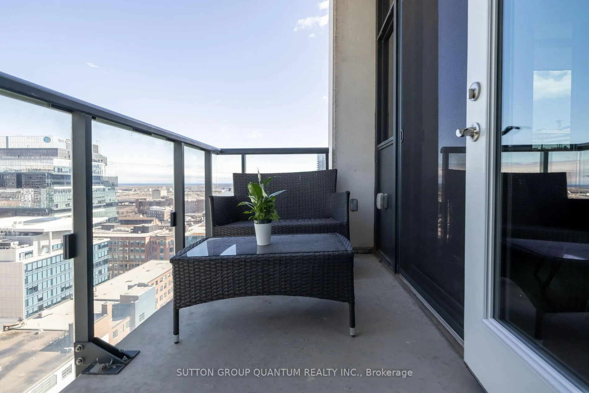 Photo 34 of Unit LPH 03, 400 Adelaide Street, Toronto, Waterfront Communities — HOMEH