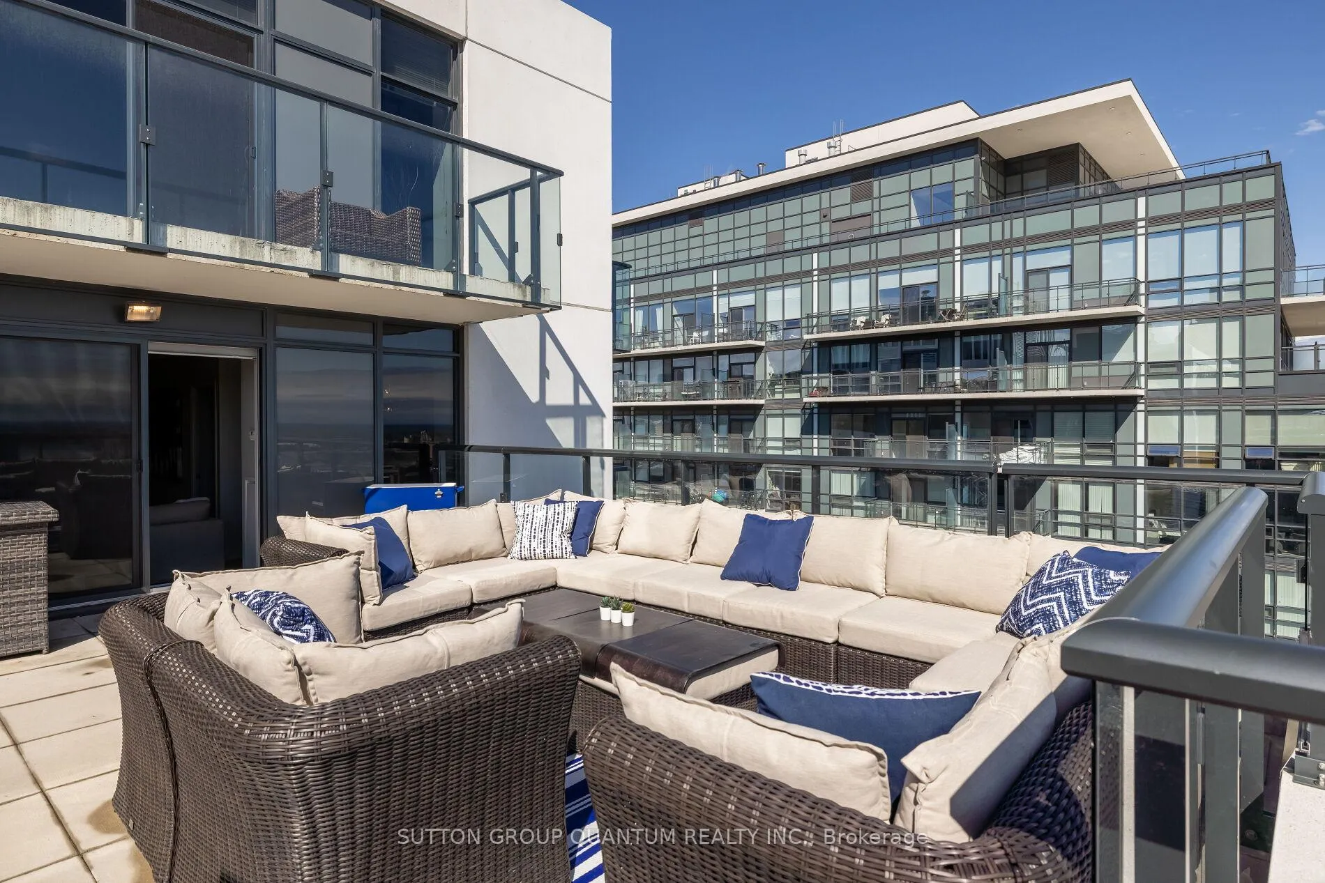 Photo 37 of Unit LPH 03, 400 Adelaide Street, Toronto, Waterfront Communities — HOMEH