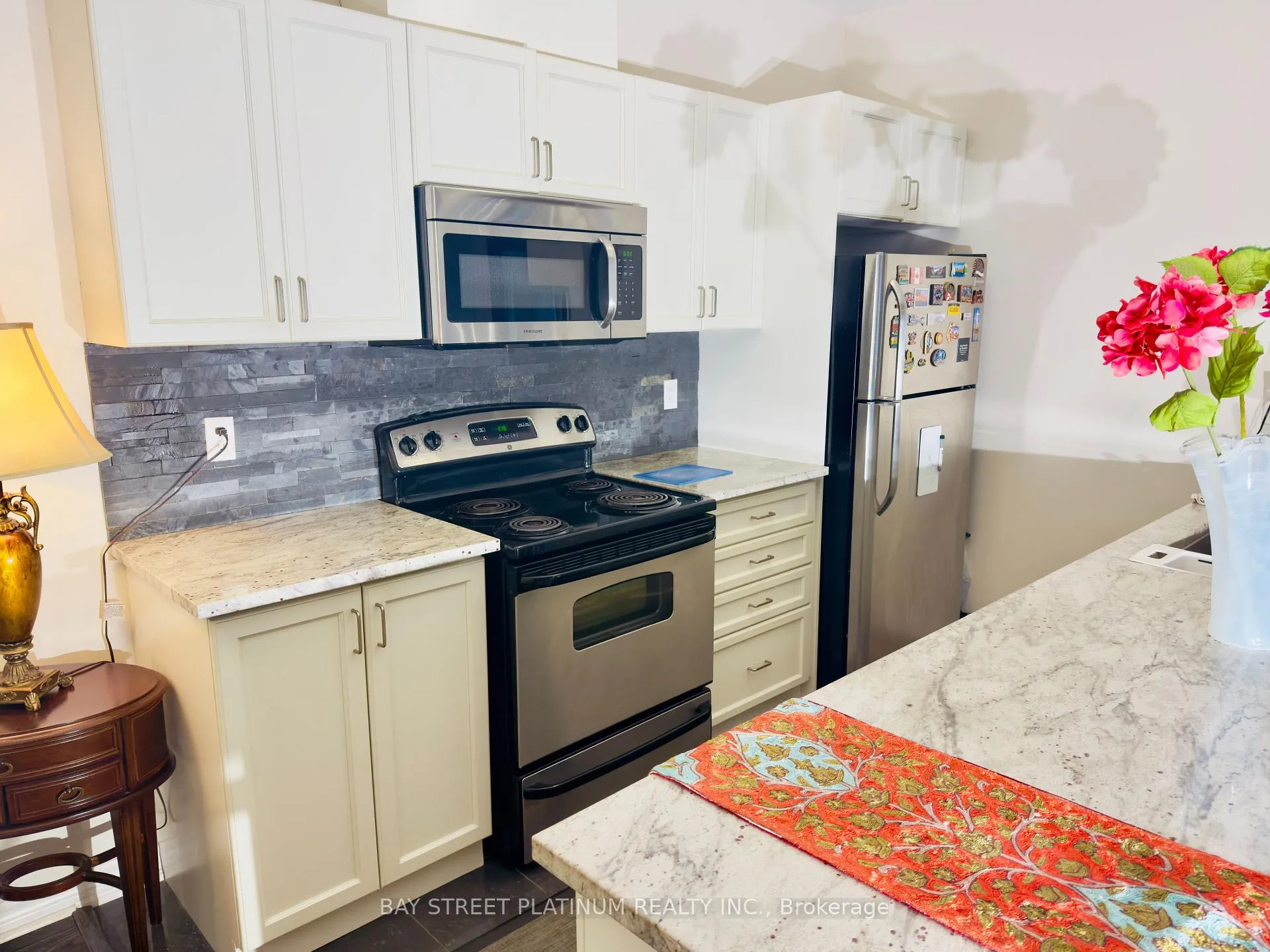Photo 24 of 313-1360 Costigan Rd, Milton, Clarke — HOMEH