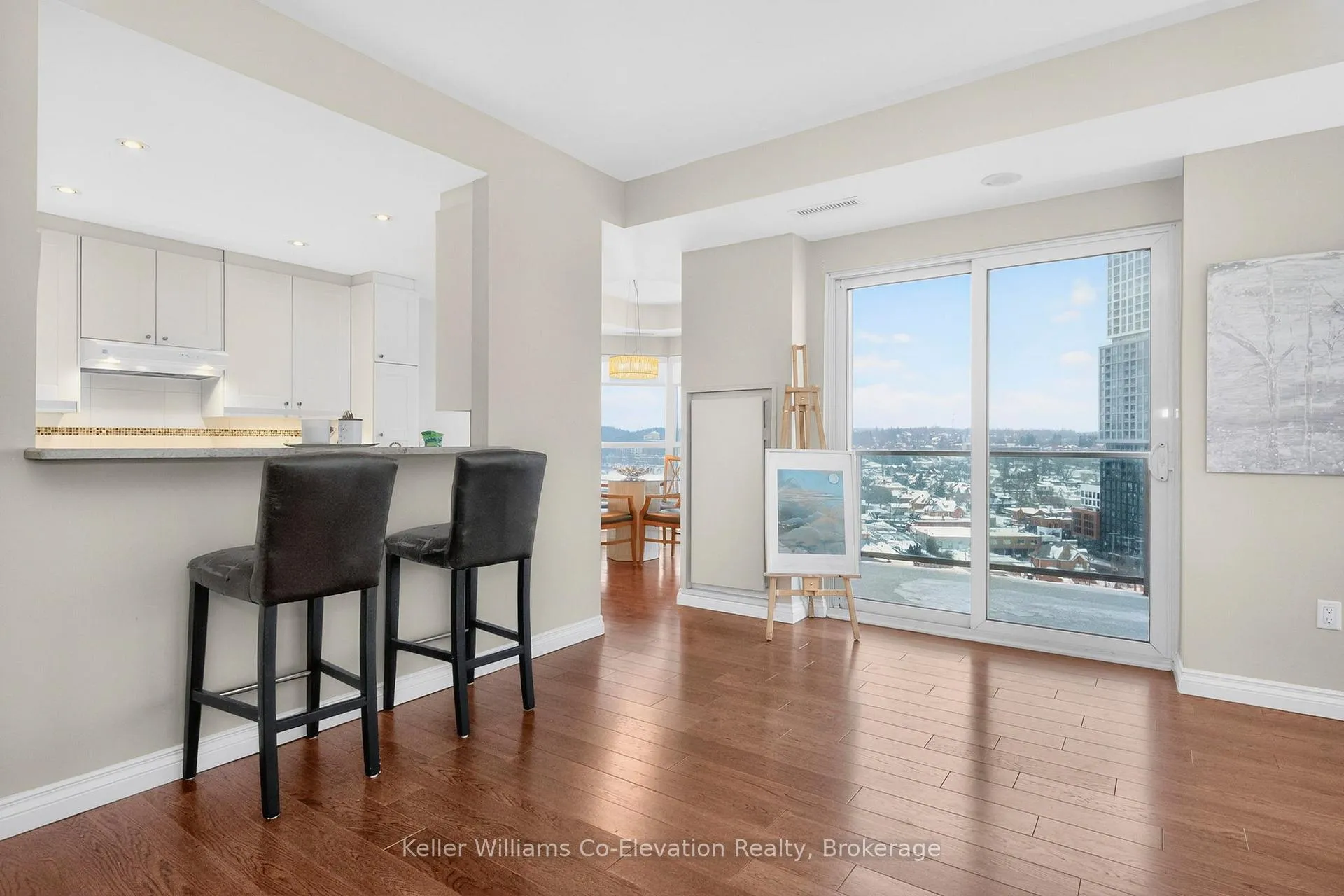 Photo 14 of Unit 1601, 6 Toronto St Street, Barrie, City Centre — HOMEH