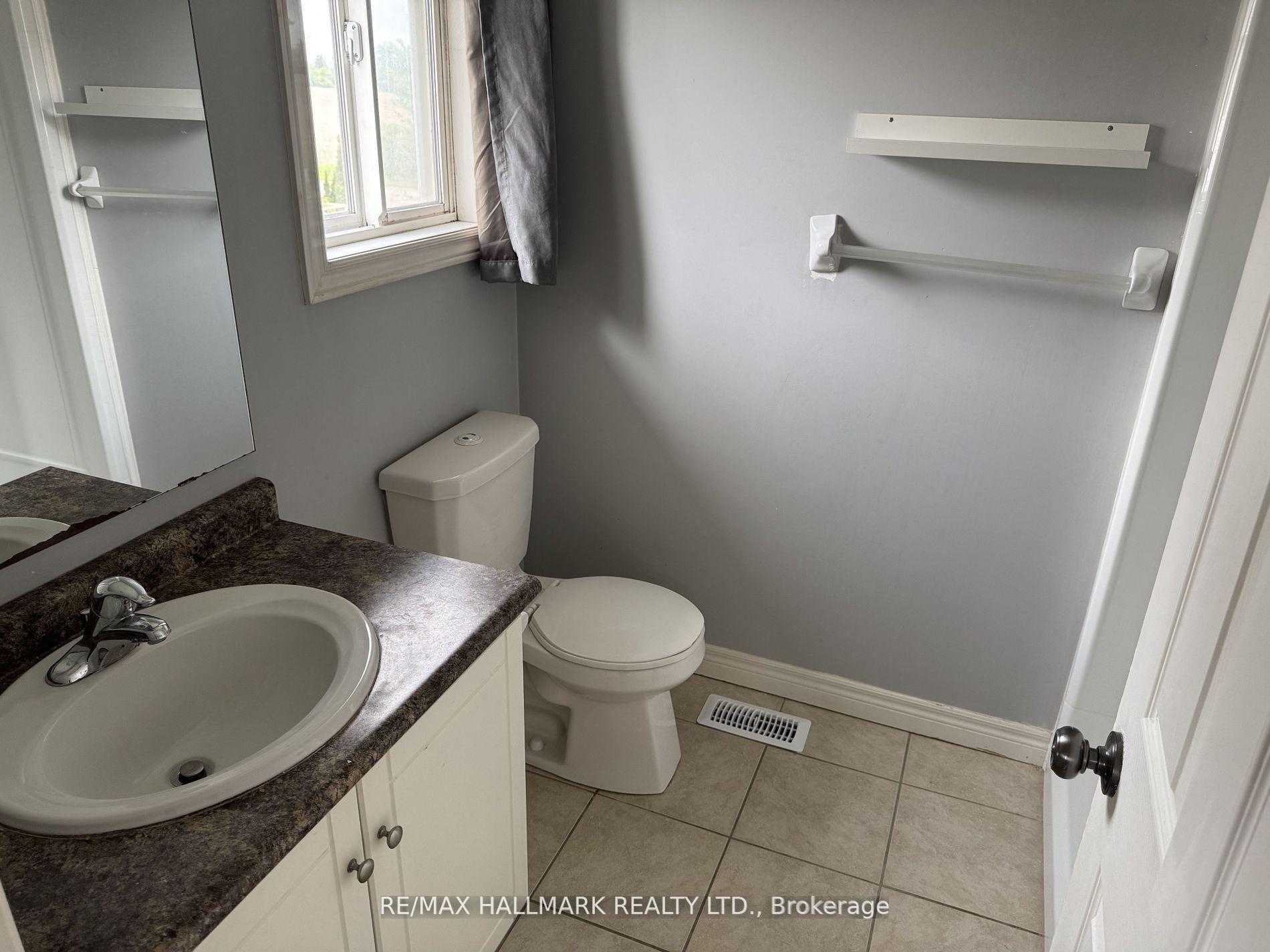 Photo 7 of Unit 18, 361 Arkell Road, Guelph, Pineridge/Westminster Woods — HOMEH