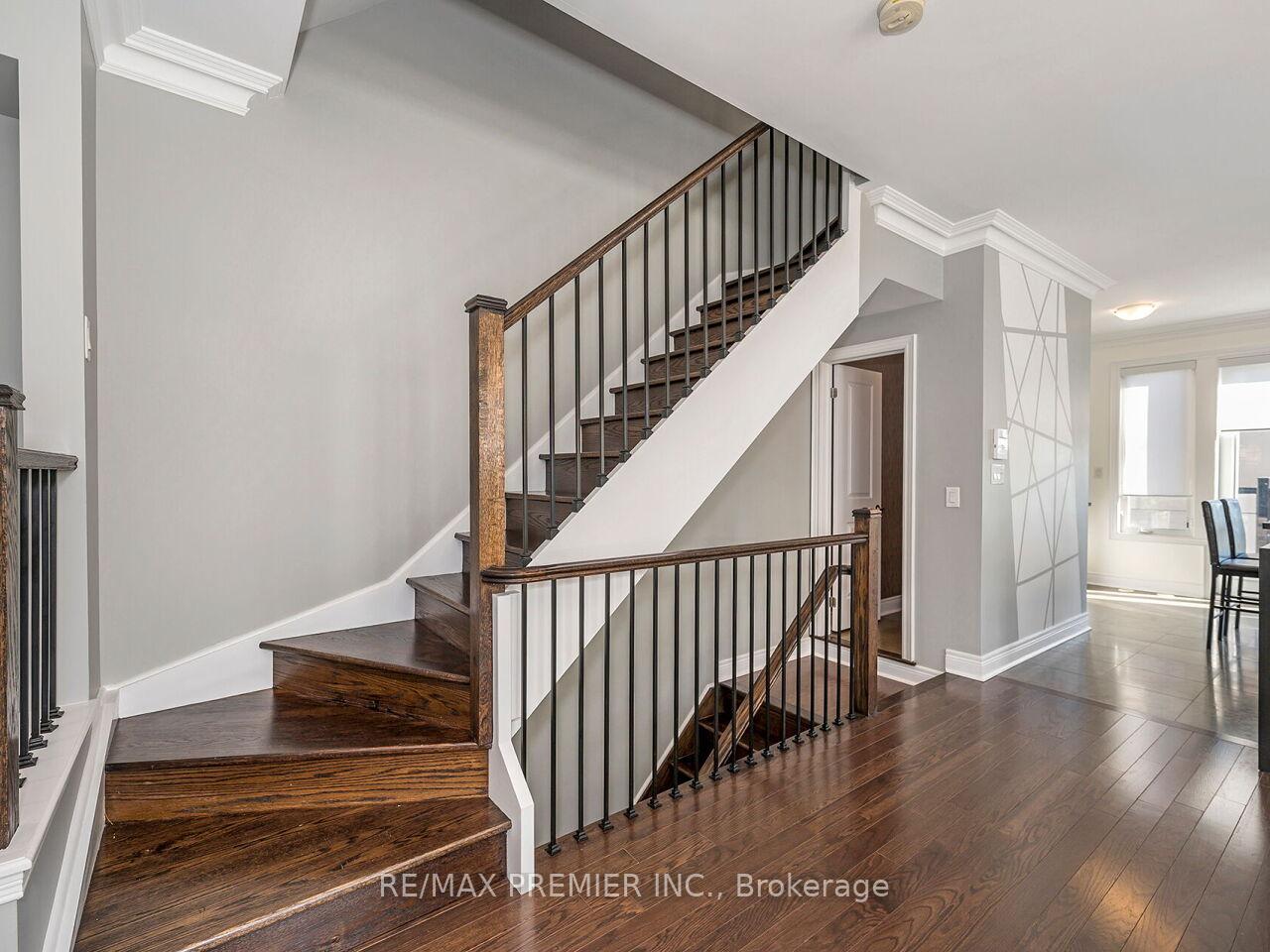 Photo 24 of 1 Powseland Crescent, Vaughan, West Woodbridge — HOMEH