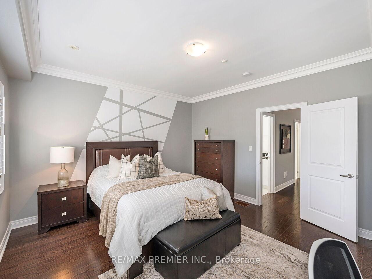 Photo 28 of 1 Powseland Crescent, Vaughan, West Woodbridge — HOMEH