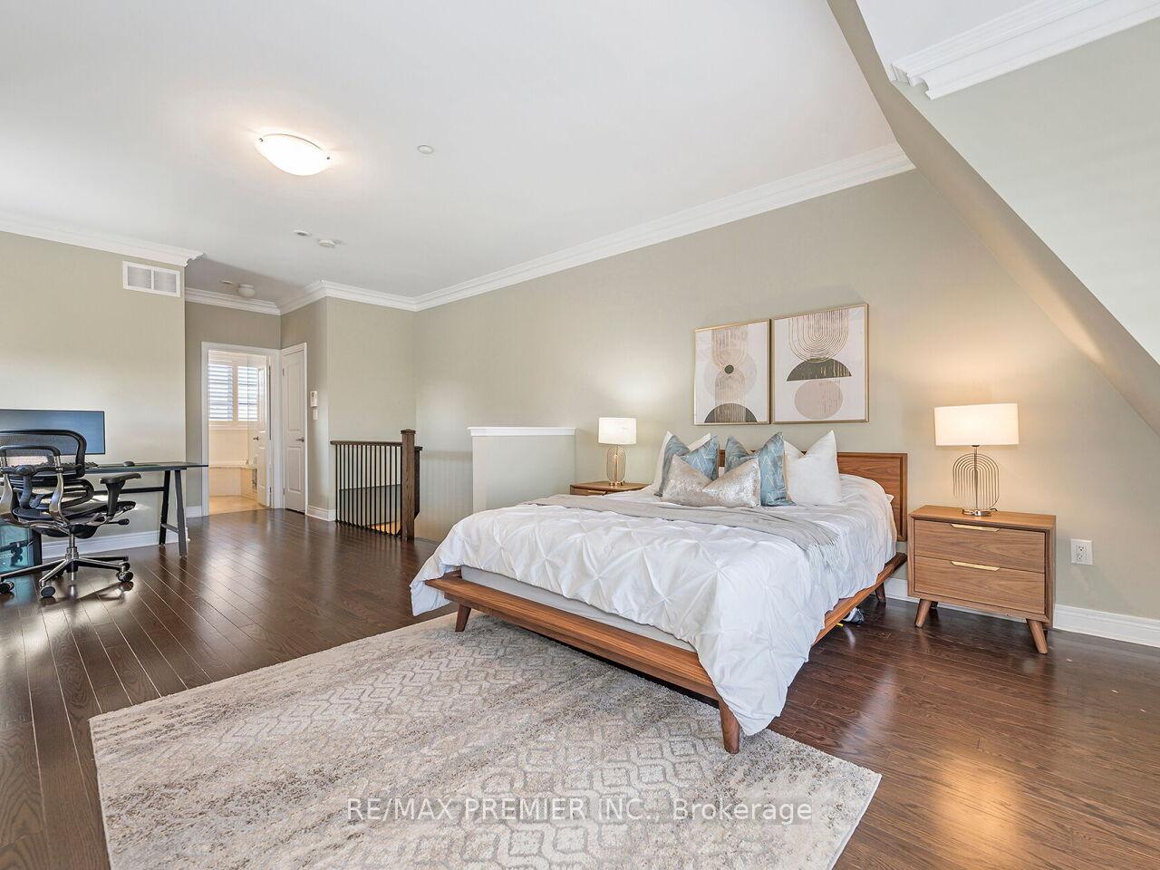 Photo 36 of 1 Powseland Crescent, Vaughan, West Woodbridge — HOMEH