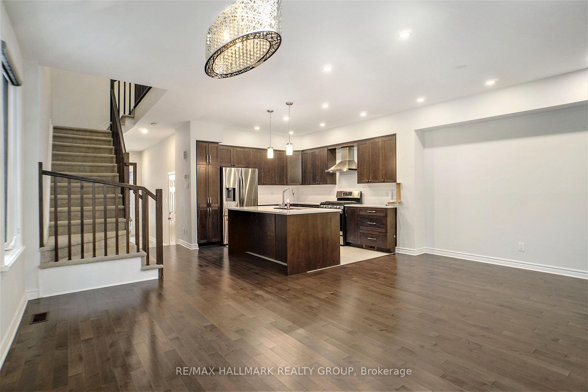 Photo 4 of 97 Canvasback Ridge, Ottawa, Riverside South/Gloucester Glen — HOMEH