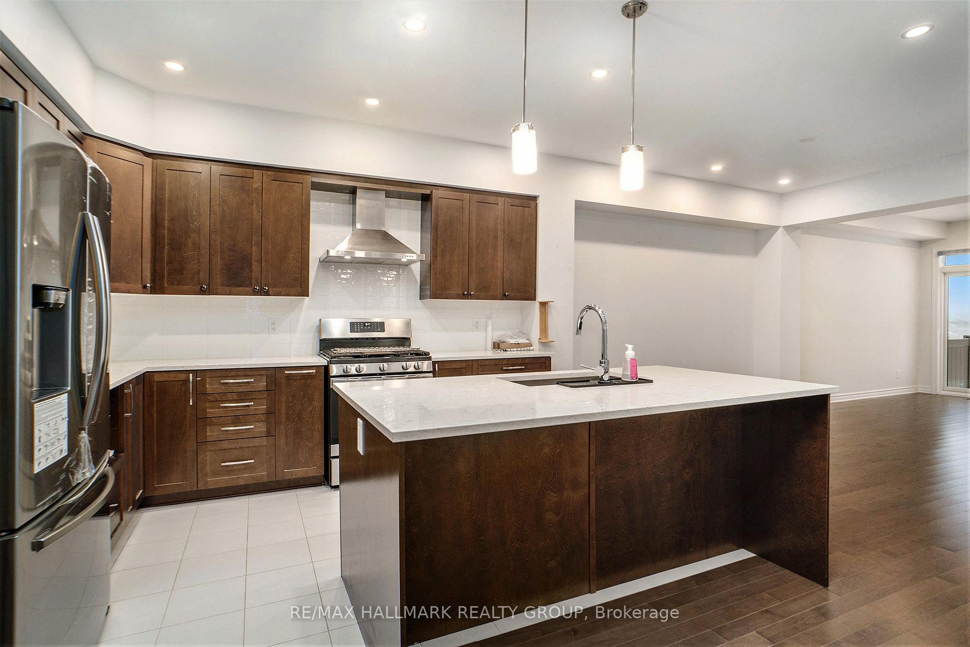 Photo 10 of 97 Canvasback Ridge, Ottawa, Riverside South/Gloucester Glen — HOMEH