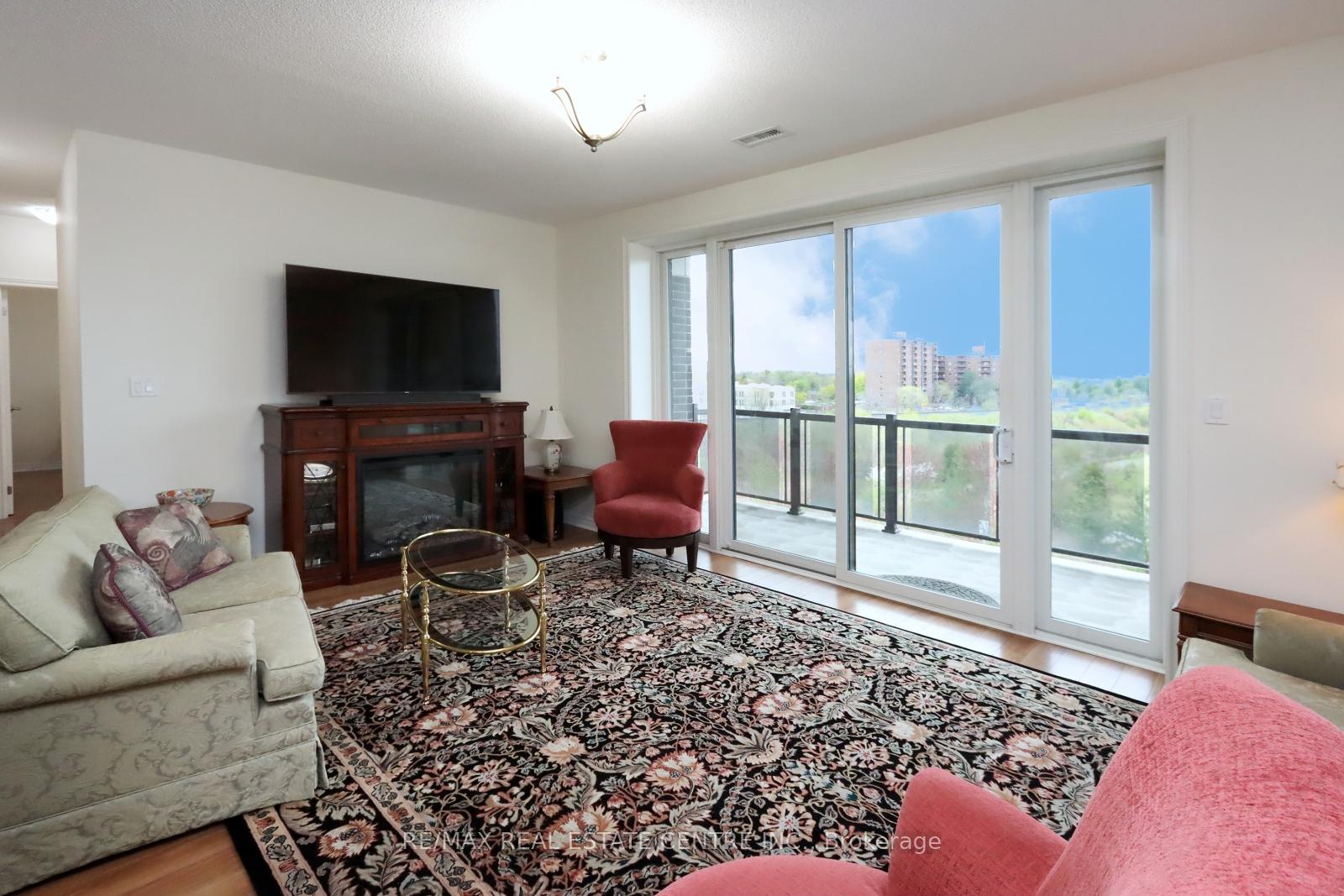 Photo 17 of Unit 406, 33 Whitmer Street, Milton, Scott — HOMEH