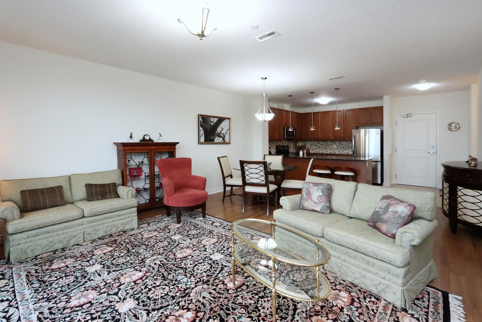 Photo 18 of Unit 406, 33 Whitmer Street, Milton, Scott — HOMEH