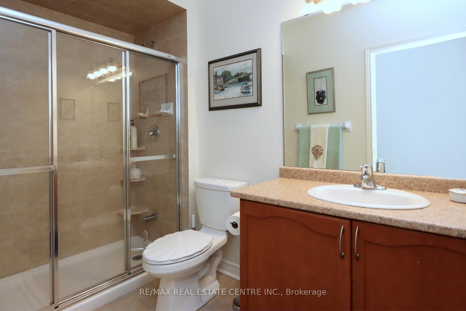 Photo 26 of Unit 406, 33 Whitmer Street, Milton, Scott — HOMEH