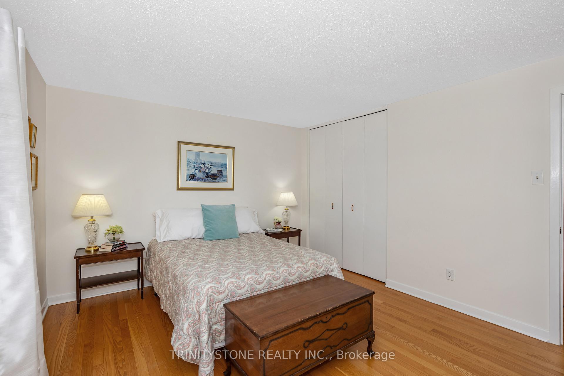 Photo 12 of 7 Pulford Crescent, Ottawa, Bayshore — HOMEH