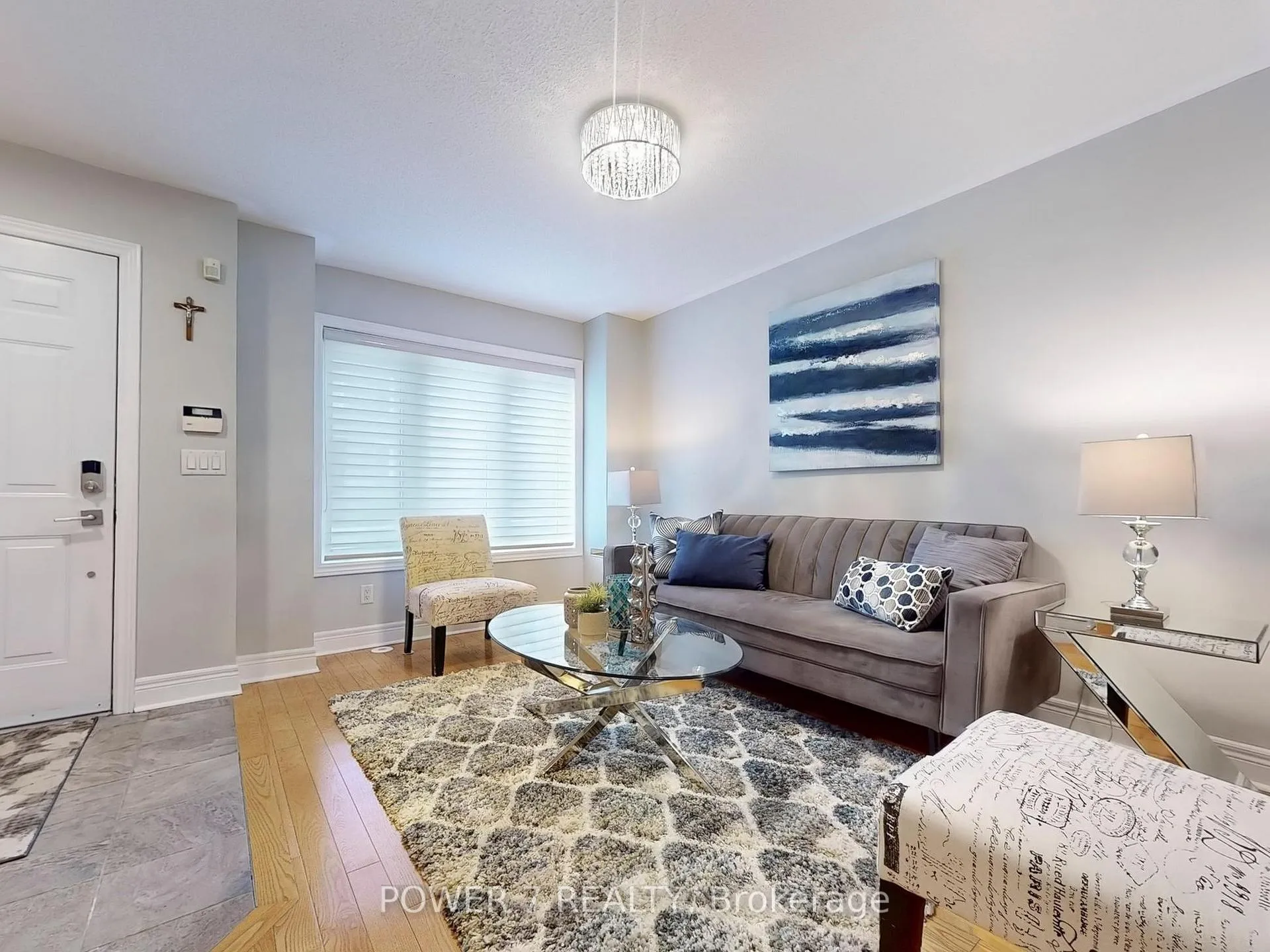Photo 4 of 26 Suncrest Boulevard, Markham, Commerce Valley — HOMEH