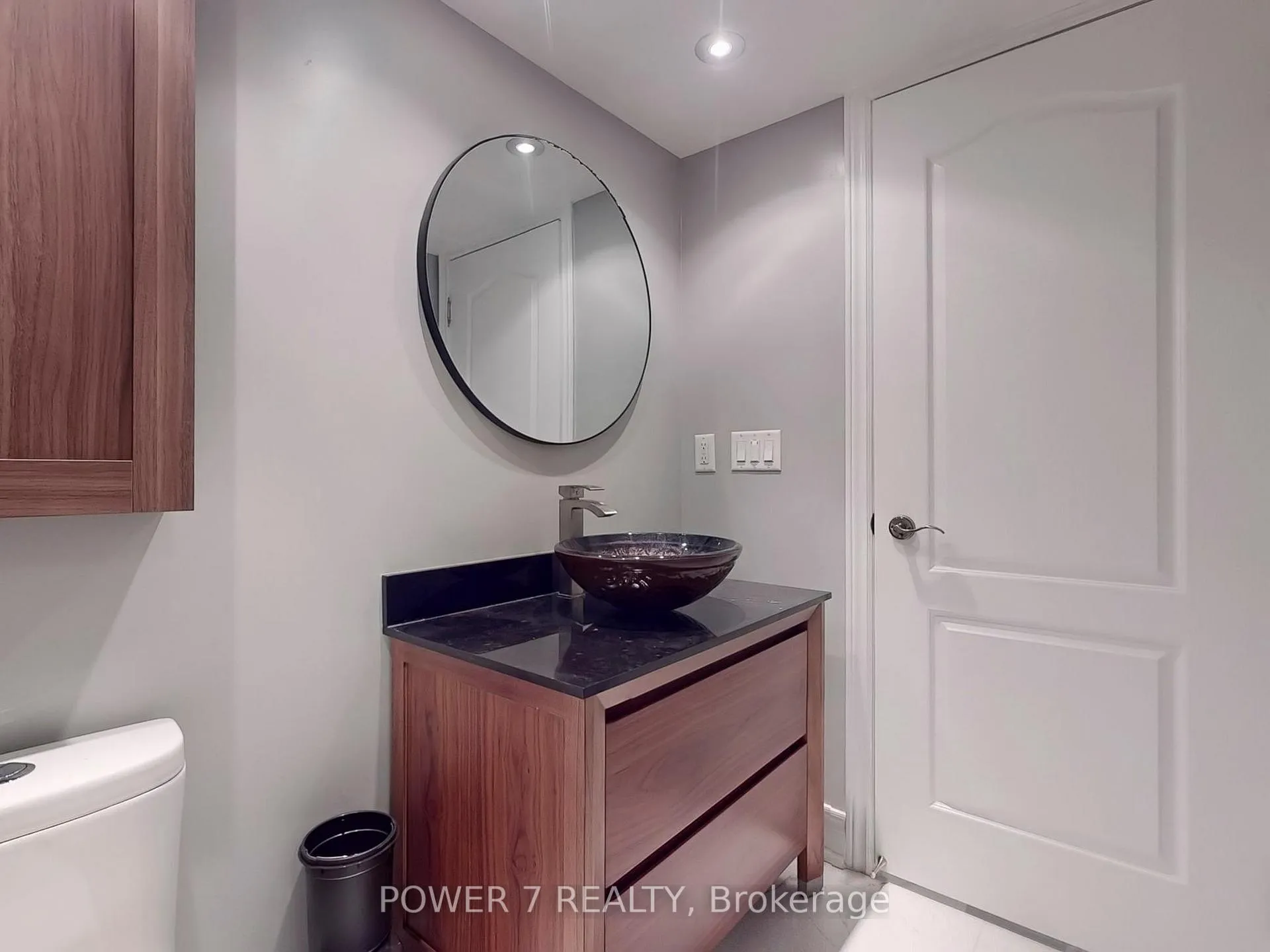Photo 10 of 26 Suncrest Boulevard, Markham, Commerce Valley — HOMEH