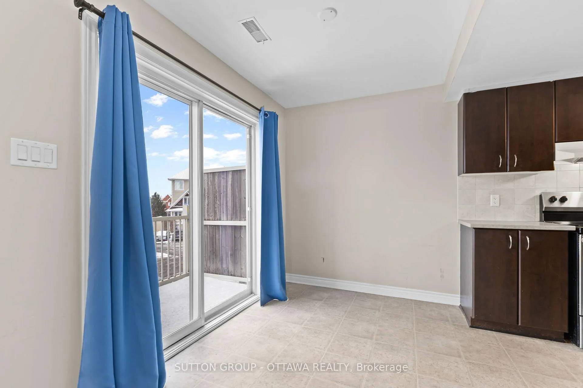 Photo 7 of Unit 74, 641 Louis Toscano Drive, Ottawa, Avalon East — HOMEH