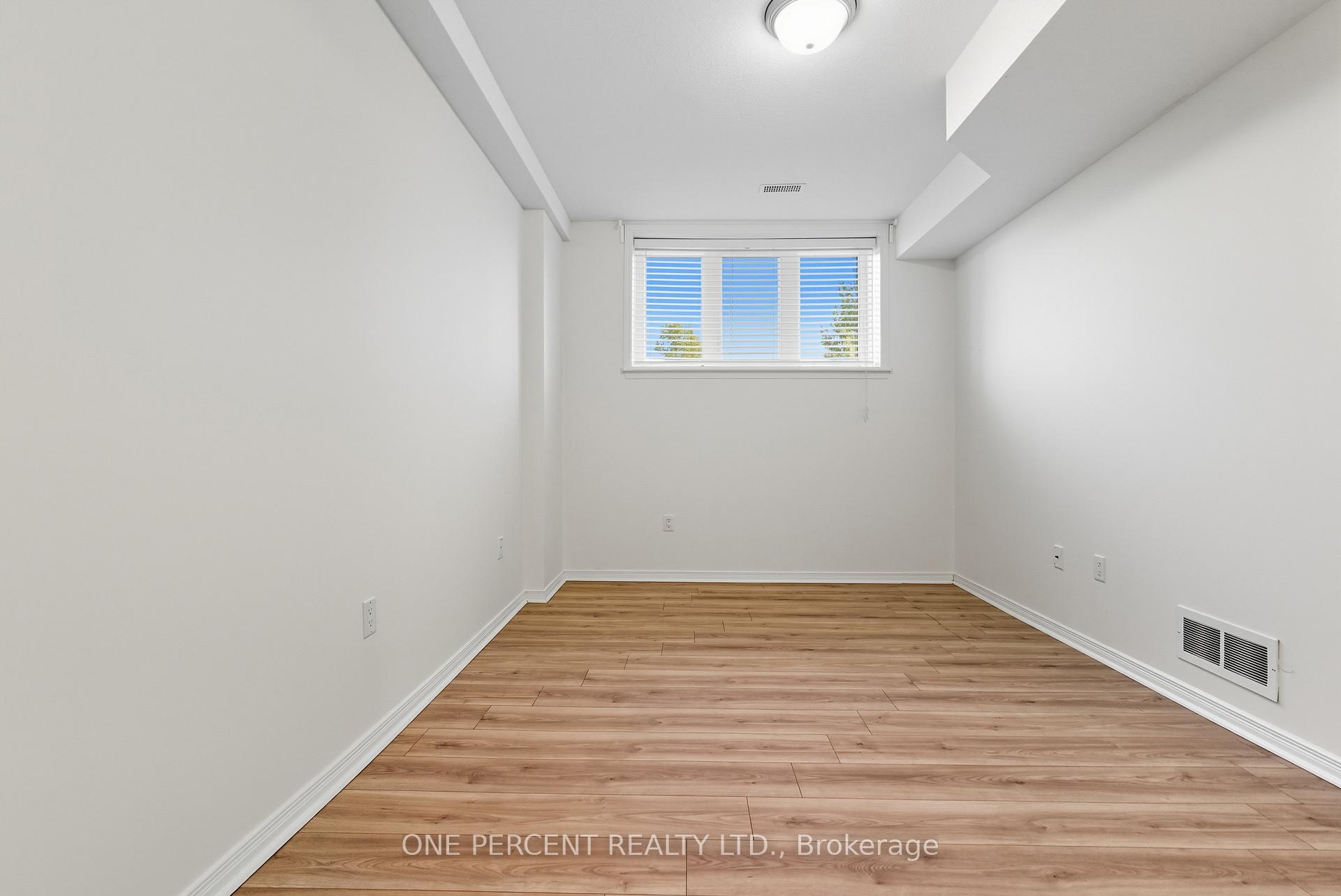 Photo 20 of 605 Reardon Private, Ottawa, Heron Gate/Industrial Park — HOMEH