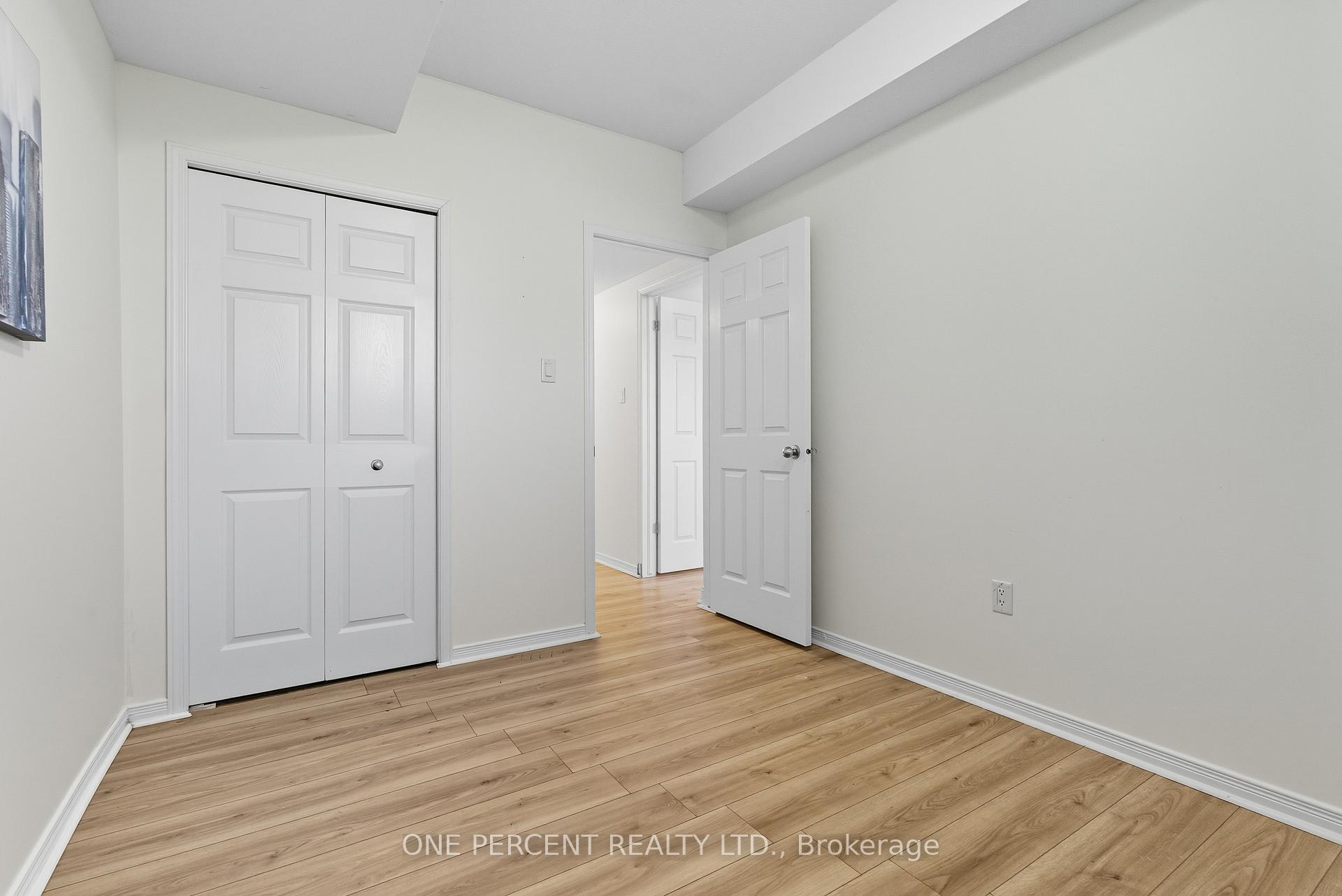 Photo 25 of 605 Reardon Private, Ottawa, Heron Gate/Industrial Park — HOMEH