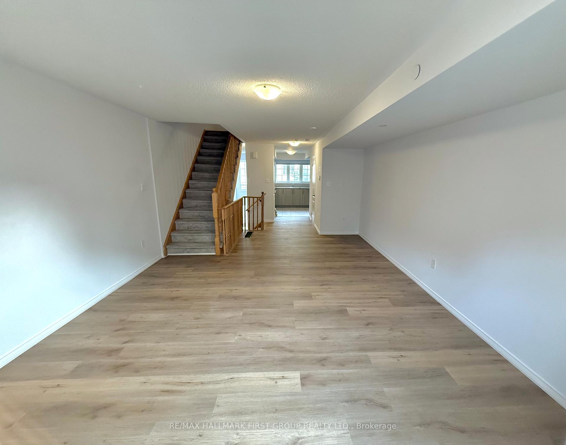 Photo 7 of 95 Sarita Path, Oshawa, Windfields — HOMEH