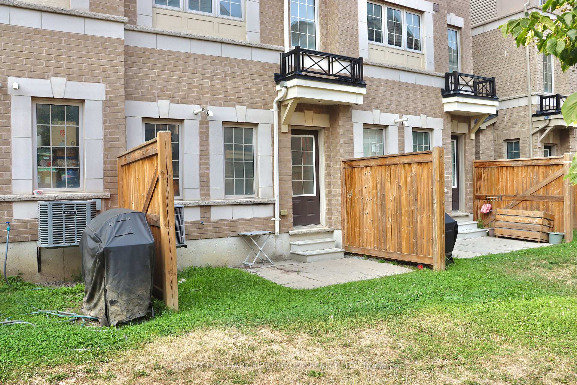 Photo 28 of 95 Sarita Path, Oshawa, Windfields — HOMEH