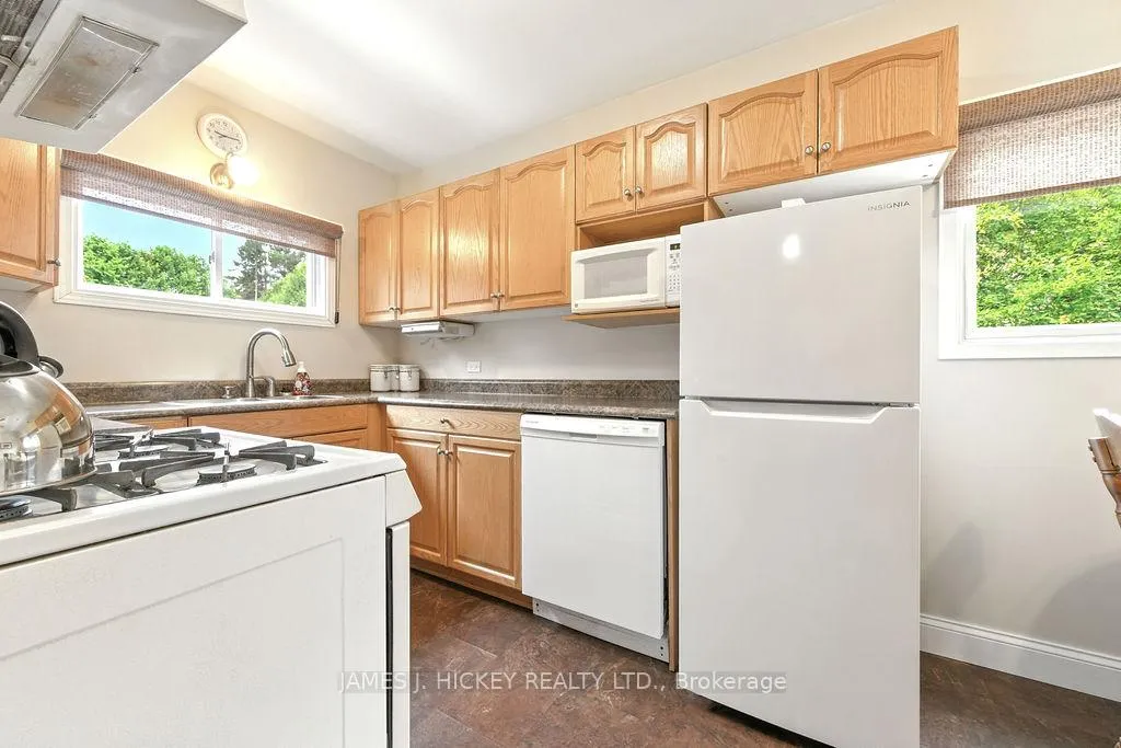 Photo 11 of 25 Laurentian Street, Deep River, Deep River — HOMEH