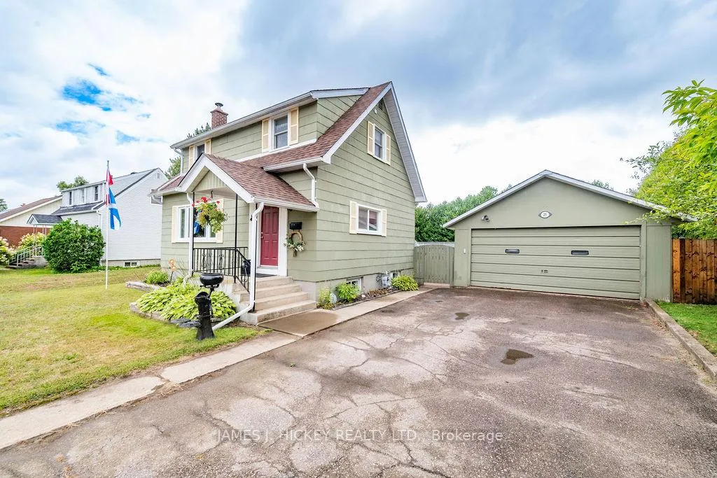 Photo 27 of 25 Laurentian Street, Deep River, Deep River — HOMEH