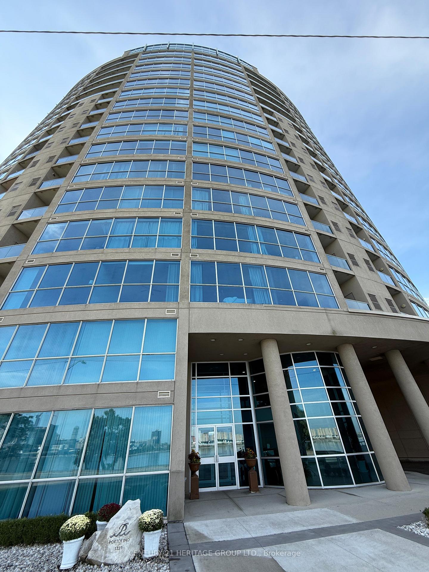 Front of Unit 305, 1225 Riverside Drive W