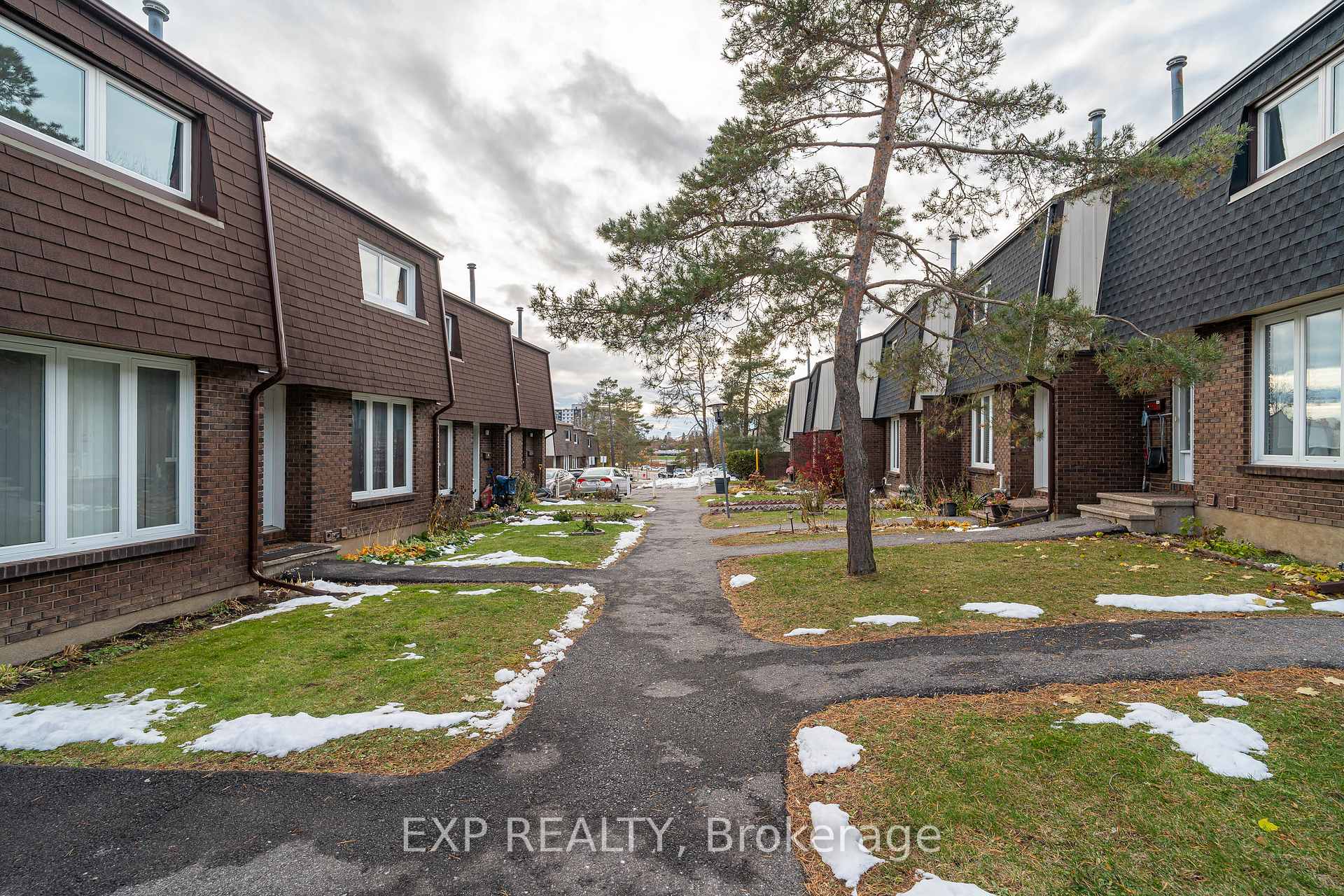 Photo 35 of Unit 25, 3333 Mccarthy Road, Ottawa, Hunt Club/Western Community — HOMEH