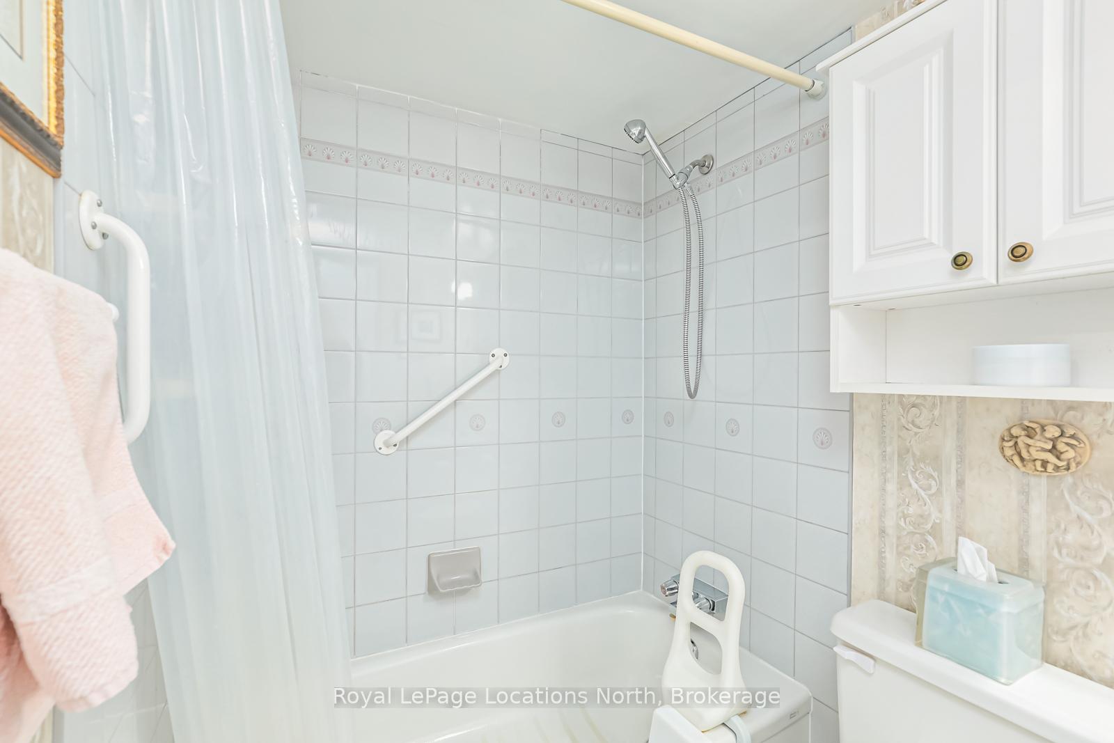 Photo 16 of Unit 605, 172 Eighth Street, Collingwood — HOMEH