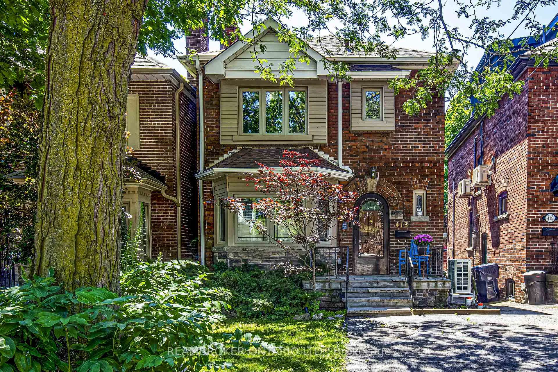 Photo 2 of 413 Roselawn Avenue, Toronto, Lawrence Park South — HOMEH