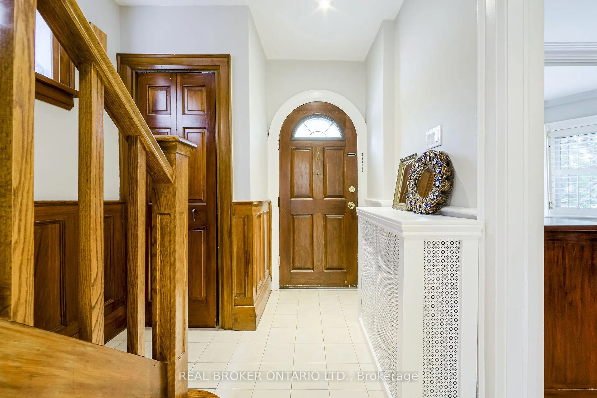 Photo 4 of 413 Roselawn Avenue, Toronto, Lawrence Park South — HOMEH