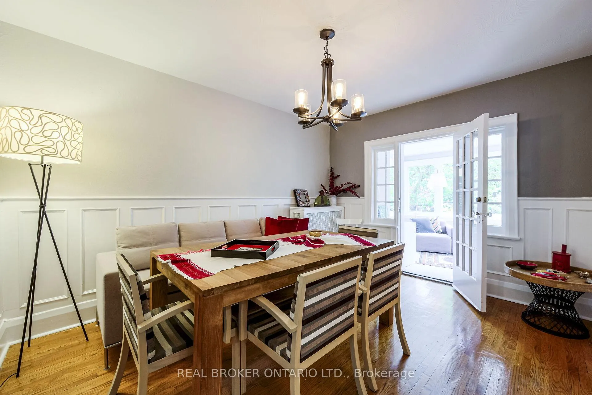 Photo 12 of 413 Roselawn Avenue, Toronto, Lawrence Park South — HOMEH
