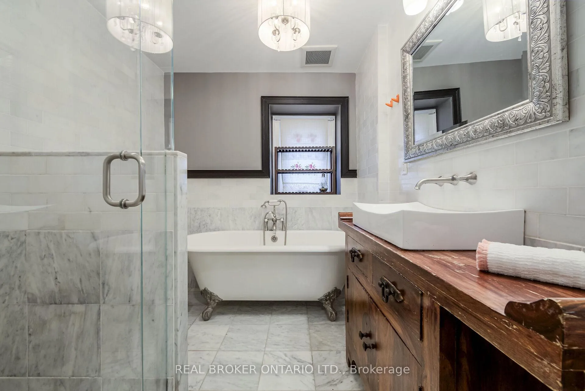 Photo 28 of 413 Roselawn Avenue, Toronto, Lawrence Park South — HOMEH