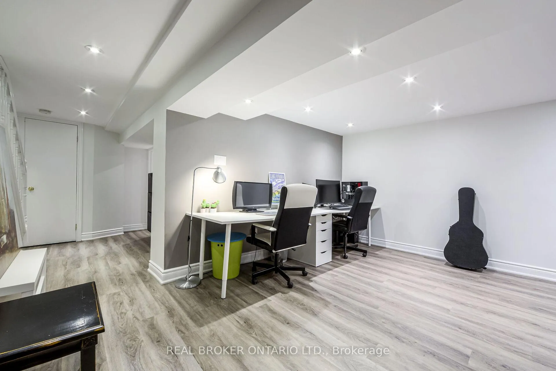 Photo 34 of 413 Roselawn Avenue, Toronto, Lawrence Park South — HOMEH