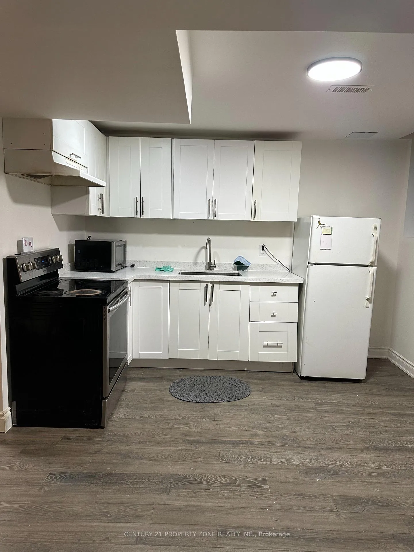 Photo 3 of Unit Lower Unit, 45 Cookview Drive, Brampton, Sandringham-Wellington — HOMEH