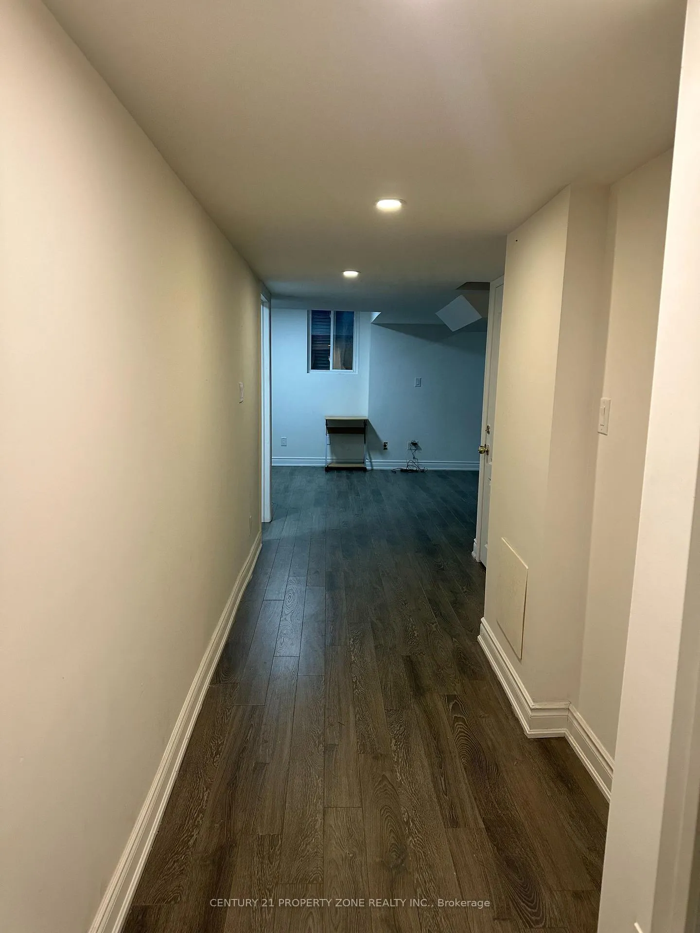 Photo 7 of Unit Lower Unit, 45 Cookview Drive, Brampton, Sandringham-Wellington — HOMEH