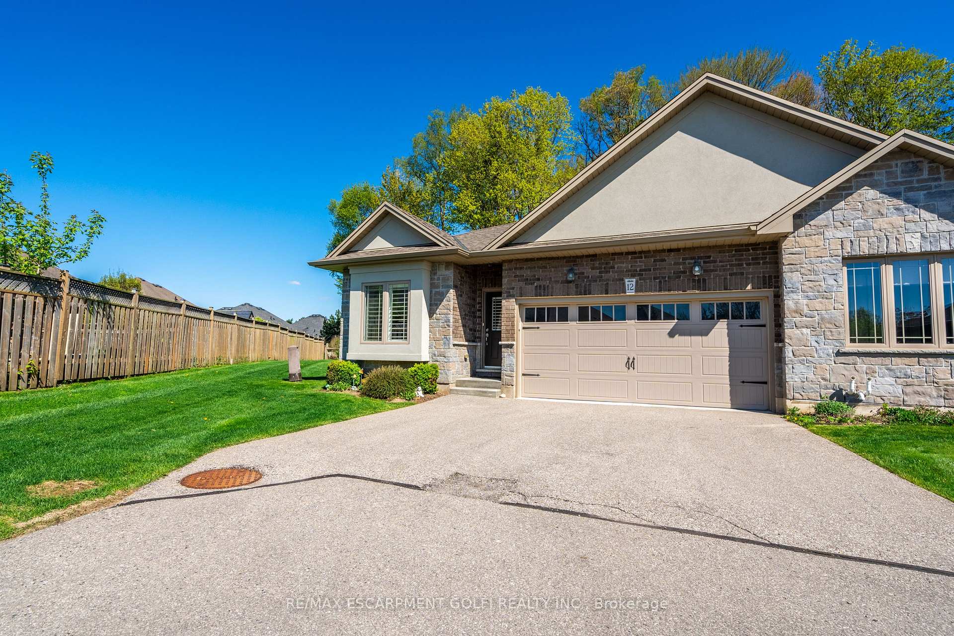 Photo 2 of Unit 12, 194 Donly Drive S, Norfolk, Simcoe — HOMEH