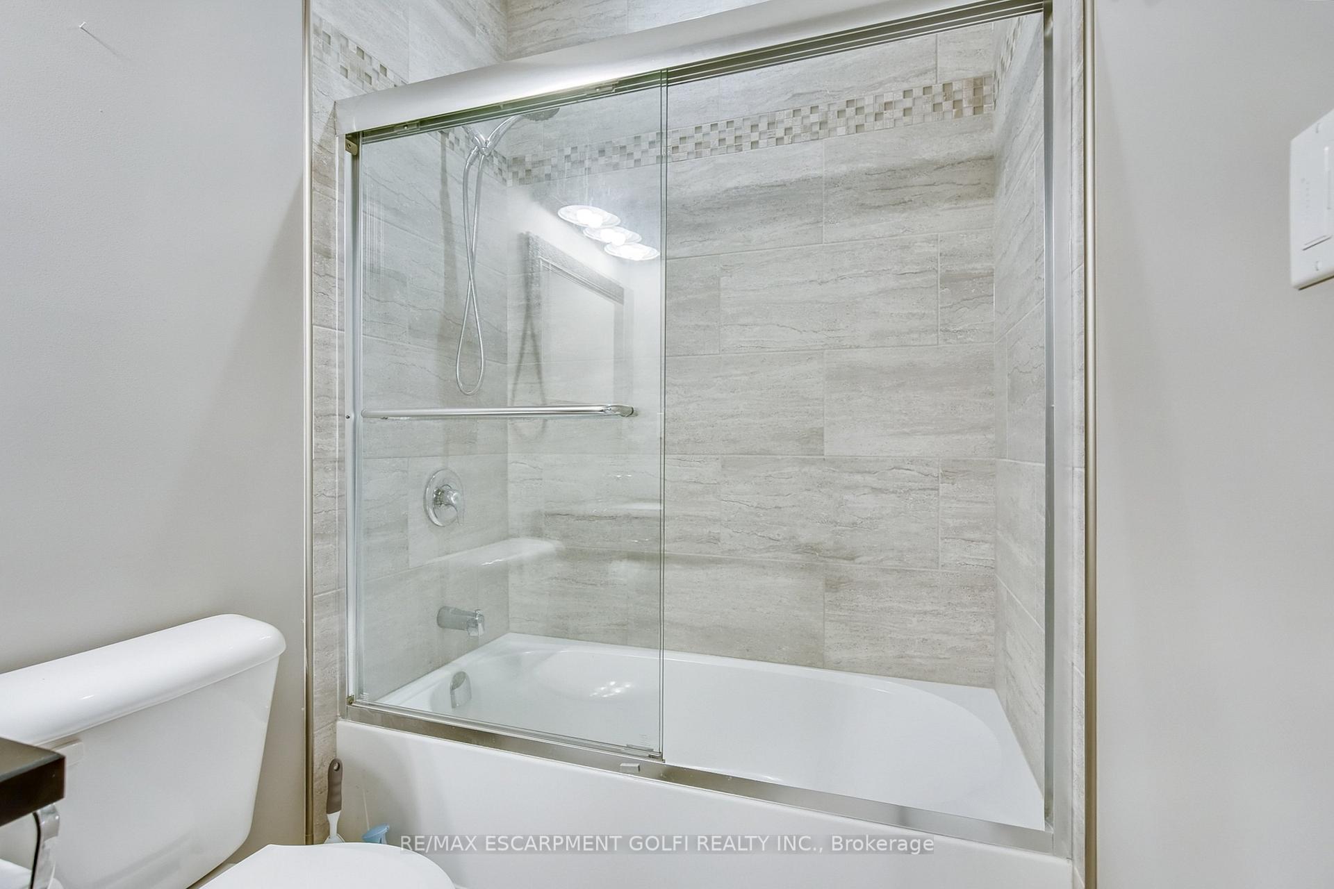 Photo 12 of Unit 12, 194 Donly Drive S, Norfolk, Simcoe — HOMEH